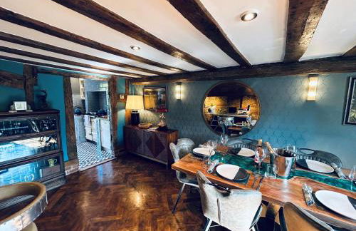 The Foremans House, With Hot Tub, A luxurious Historical pre 16th Century Grade II Listed House, location Essex in a picturesque Village, Country Pub In walking Distance - Foto 15