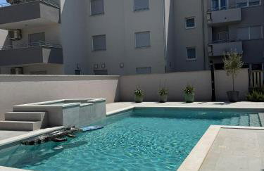 Villa Vida, Medulin - Bazen i jacuzzi - Foto 7