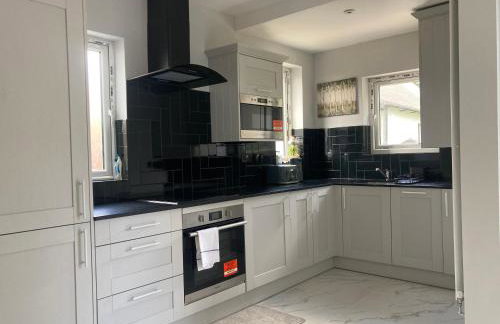 Highfield Home with free parkings, Surbiton, Kingston upon Thames, Surrey, Greater London , UK - Foto 35