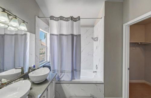 24hr Host - New Renovated House in Henderson U016 - Foto 14