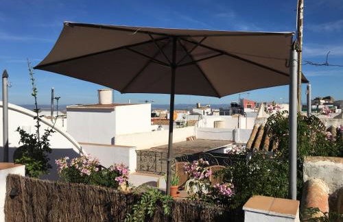CASA LEÓN BLANCO CARMONA reformada céntrica con chimenea y terraza con vistas - Foto 30