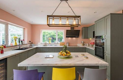 Sycamores - Fabulous family home with huge garden - Foto 36