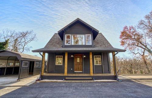 The Black Log Cabin - Hot Tub & Game Room - Foto 11