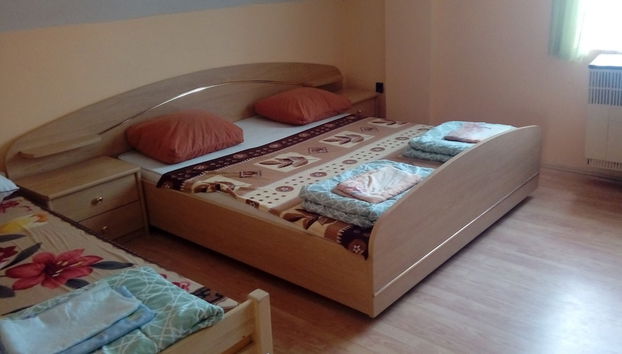 Appartment for 10-16 Persons - Foto 2, Quarto