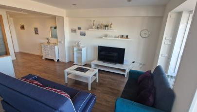 Espectacular piso 1ª Linea de Playa - Foto 3