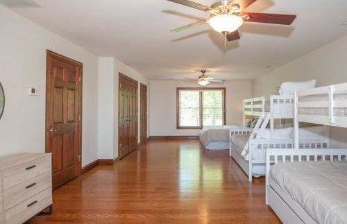 River Haven with Hot Tub - Foto 44