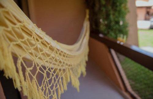 Flat Guarajuba Beira da Praia pé na areia - Foto 65