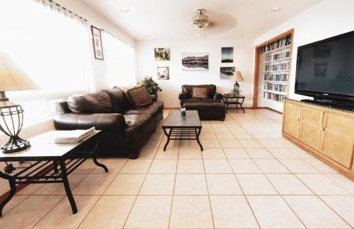 Front Room Lynnview Lodge - Foto 13