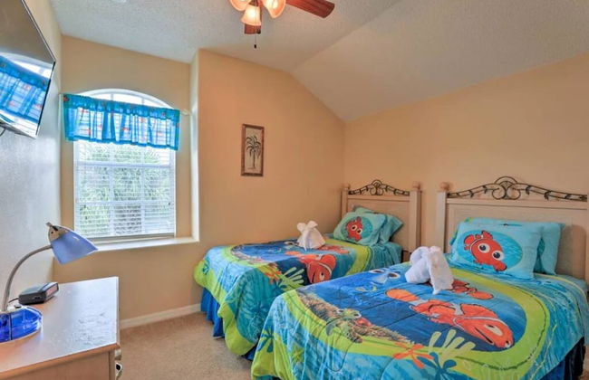 Triton Vacation Pool Home Near Disney - Foto 11