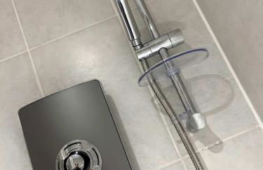 City Centre 2BR Apartment, Free Parking! - Foto 12