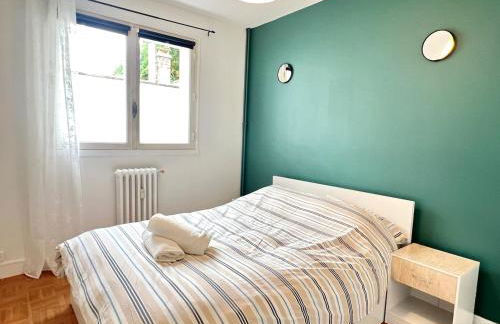 Large 3 bedroom parking and fiber - Foto 12