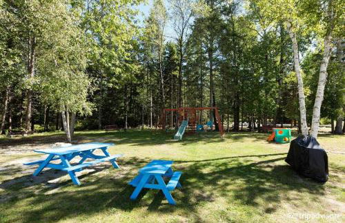 3 Bedroom Pool PlayArea CampFire Cozy Apt - Foto 26