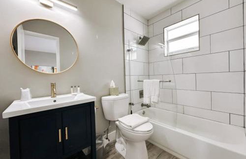 Rustic Retreats Modern 1BR for 4 guests in the heart of Fort Lauderdale - Foto 12