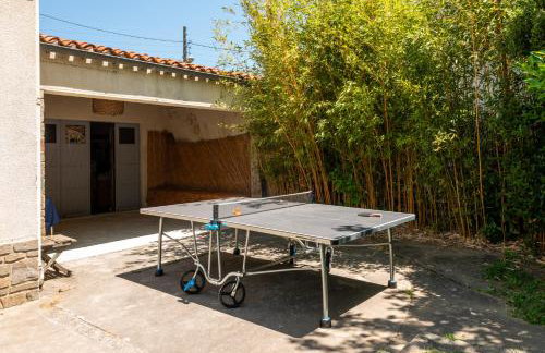 Big House - Parking Privée - Piscine - Wifi - tout équipée - Foto 14
