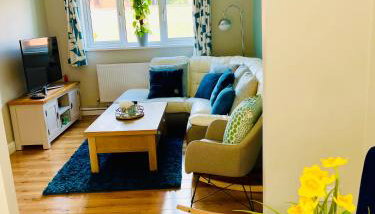 Tanglewood house Abergavenny with private parking - Foto 1