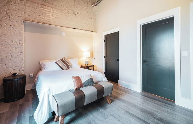 Three Trails Downtown Elkin - Foto 17