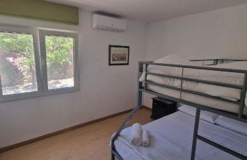 Beachfront Villa - Photo 56