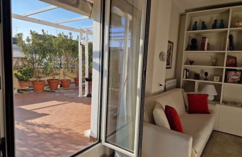 "Pier's House" - Attico a 3 chilometri dal Centro Città - Photo 3