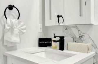 4br3ba Modern Sleeps 10 8 Minutes to Raymond James - Foto 36