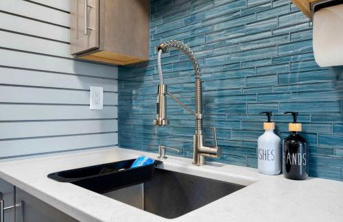 Downtown Seattle Corner Unit with Skyline Views - Photo 27
