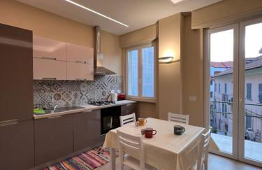 CASA DANTE: Oneglia Centro-Marina-Spiagge (3 min) - Foto 5