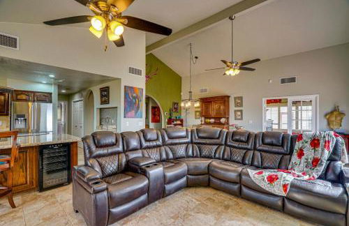 Views and Fire Pit Hilltop Retreat in Rio Rico! - Foto 5