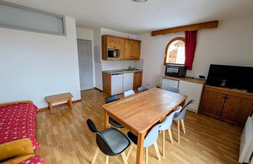 Appartement 4 pièces pour 6-8 personnes, 2 chambres, 1 cabine, 2 canapés-lit double dans le salon, au pied des pistes et piscine l'été, wifi fibre - Foto 66