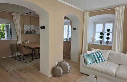 Kavaliershaus Wallerstein, stilvolle Wohnung mit Privatparkplatz - Foto 8