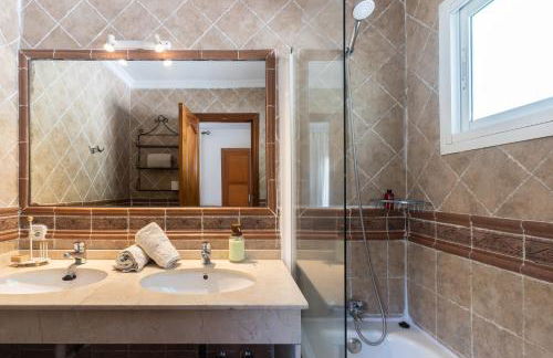 Villa by the beach 5 bedrooms - Photo 19