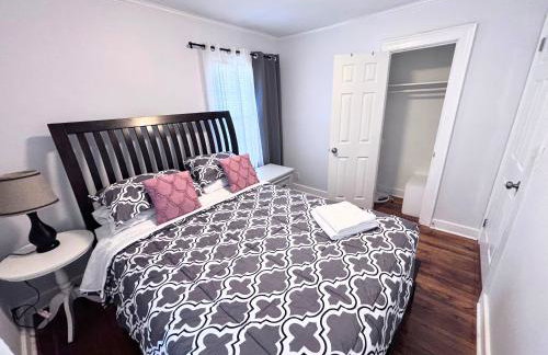 Charming 3 BDRM in Charlotte - 1 mile to Uptown - Foto 9