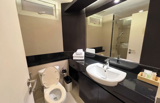 The Narathiwas Hotel & Residence Sathorn Bangkok - Photo 32