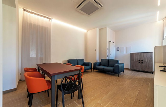 JOIVY Exclusive 2-Bedroom Villa with Private Garden - 5 minutes from the Colosseum - Photo 76