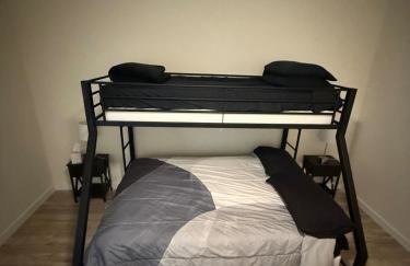 Spacious 3 bedroom 2 bath home in Downtown - Foto 25