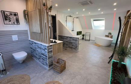 Maison Gite Chez Nounou sauna jacuzzi jardin arboré non clôturé - Photo 8