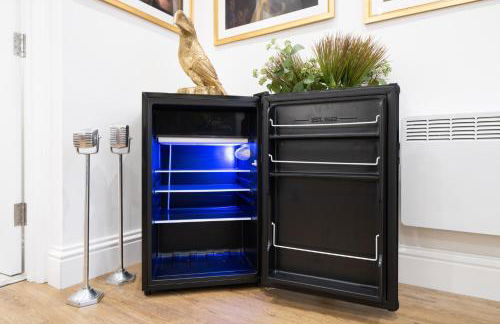 The House Of Selfies - Photo 6