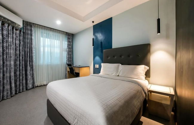 Homes at Bay Area Suites by SMS Hospitality - Photo 29