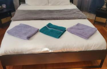 downtown and secluded - Foto 31