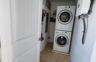 Vista Villa - 3 Bedrooms with Roof Top Deck! - Foto 17