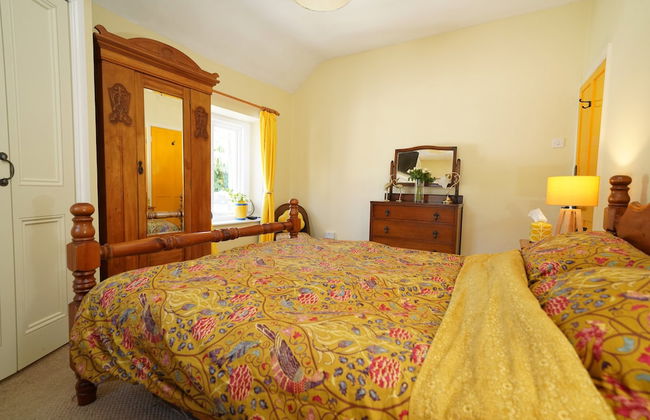 Traditional 2 Bedroom Cottage in Eyam, Hope Valley - Foto 2