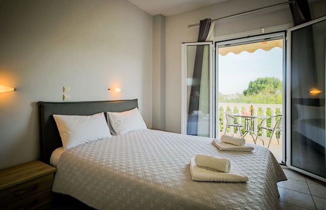 Yria ntn Studios - Photo 6