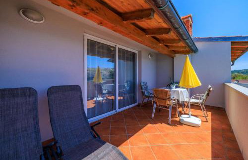 Apartments By the sea in Lopar - Photo 46