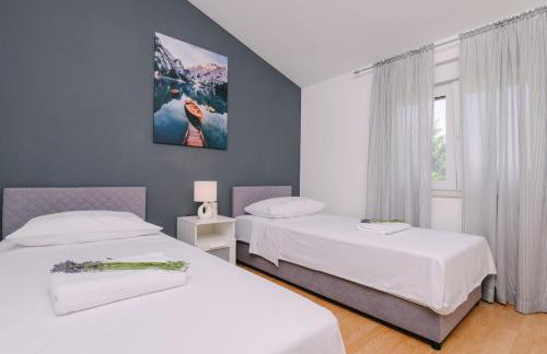 Apartment Ljubica with pool - Photo 7