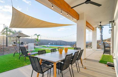 Vista Oasis with Spa, Pool, & Views - Foto 28