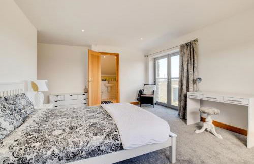 Llanddygfael Hir - Photo 22