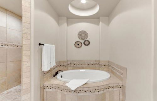 Coral Springs Resort H2 Brand New Home, Community Pool, Outdoor Fireplace, and Near Sand Hollow - Foto 9