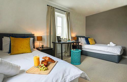 Premium 4 large double bed townhouse in Bicester, next to Bicester Village - Foto 24