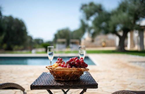 Trullo Sunrise - trullo con piscina Privata - Foto 18
