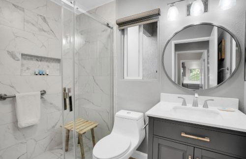 Near Downtown Palm Springs Home with Mountain Views - Foto 23