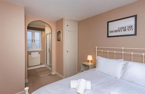 Dulcote Gem 3 Bed 3 Bath Parking & Cathedral Views - Photo 27