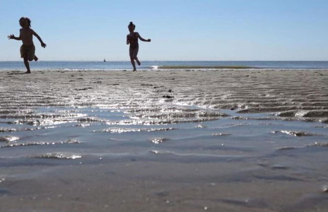 Luxurious, Stately Villa With Patio Heater, in a Holiday Park 1km From the Beach - Foto 14